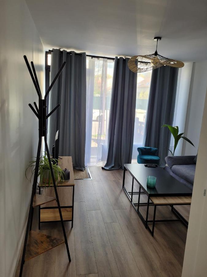 Les Oursins-Appartement 3Pieces, 4 Couchages Et Parking Gratuit Metz Dış mekan fotoğraf